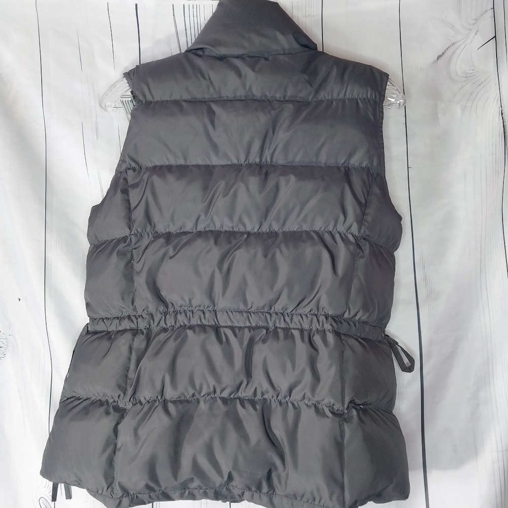 Betsey Johnson Quilted Charcoal Gray Cozy Casual Layering Piece Puffer Vest - Picture 6 of 11